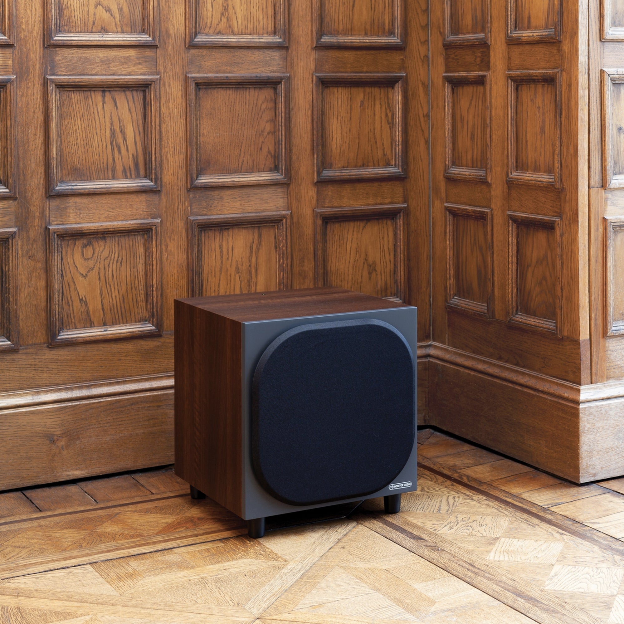 Bronze best sale w10 subwoofer